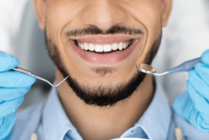 Cómo es un tratamiento periodontal